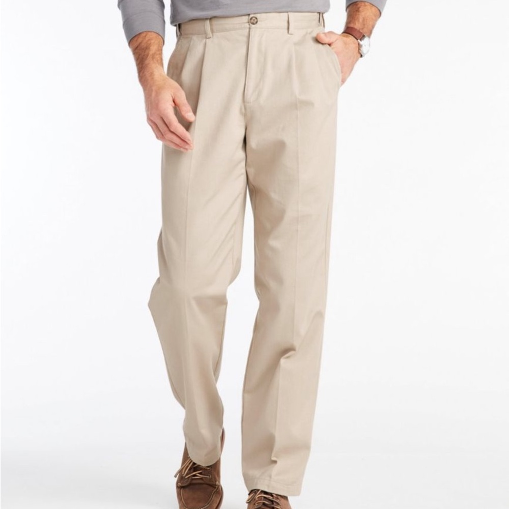 LL Bean Men's Wrinkle-Free Double L Chinos new!